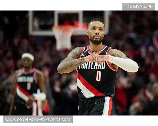 利拉德三分如神,密尔沃基上演惊天逆袭