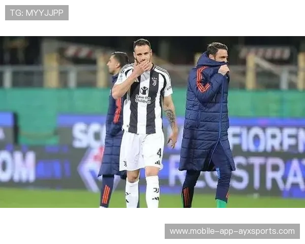 尤文加蒂中后场断球长驱直入推射建功全场震撼